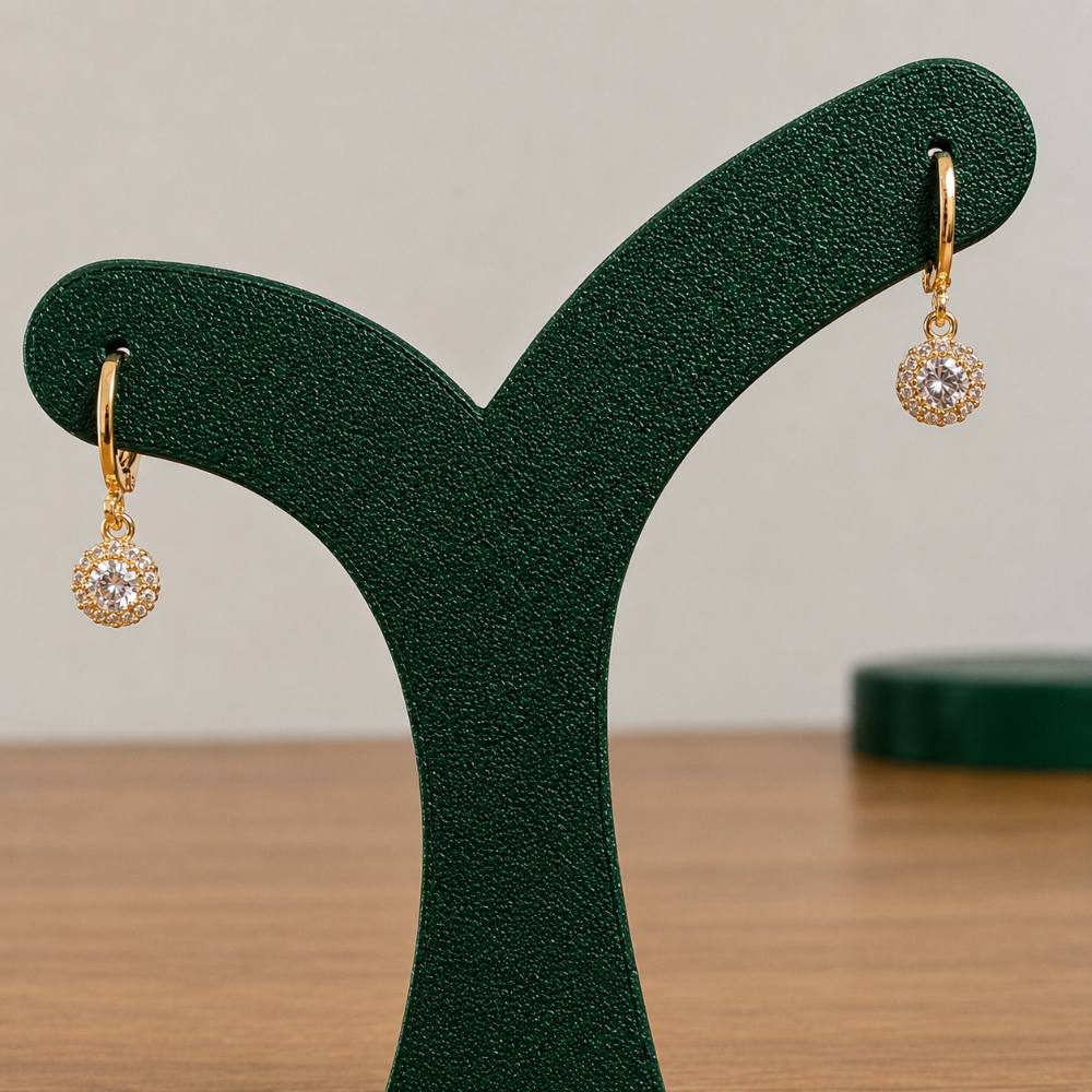 Brinco Argola Pendente redondo Flor Cravejado com Zirconias